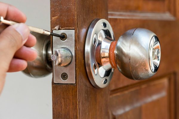 Swift Solutions, Strong Security: Houston's Local Locksmith Pros